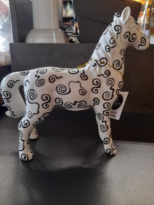 POMME PIDOU CHEVAL COOPER BLANC MOTIF SPIRALES COLLECTION STUDIO DESIGN